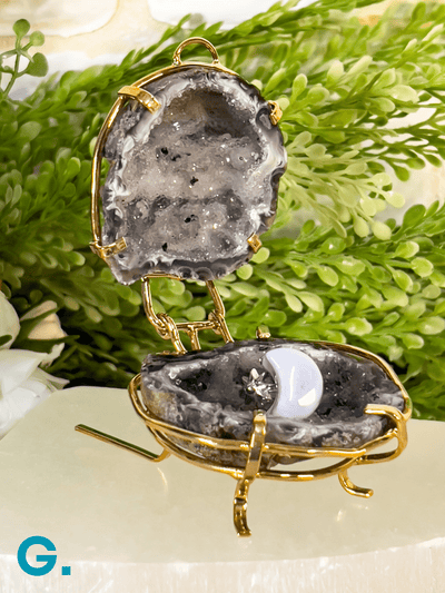 GEODE TRINKET / RING  HOLDER Revive In Style Vintage Furniture Painted Refinished Redesign Beautiful One of a Kind Artistic Antique Unique Home Decor Interior Design French Country Shabby Chic Cottage Farmhouse Grandmillenial Coastal Chalk Paint Metallic Glam Eclectic Quality Dovetailed Rustic Furniture Painter Pinterest Bedroom Living Room Entryway Kitchen Home Trends House Styles Decorating ideas