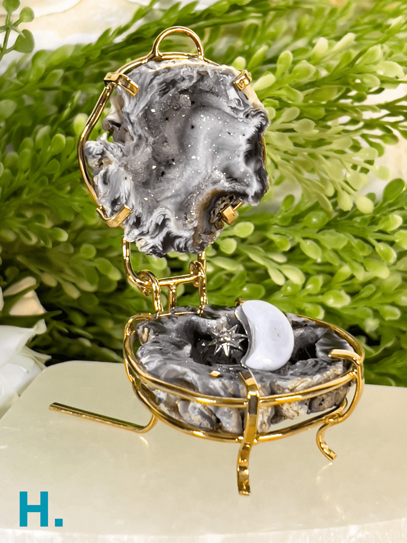 GEODE TRINKET / RING  HOLDER Revive In Style Vintage Furniture Painted Refinished Redesign Beautiful One of a Kind Artistic Antique Unique Home Decor Interior Design French Country Shabby Chic Cottage Farmhouse Grandmillenial Coastal Chalk Paint Metallic Glam Eclectic Quality Dovetailed Rustic Furniture Painter Pinterest Bedroom Living Room Entryway Kitchen Home Trends House Styles Decorating ideas