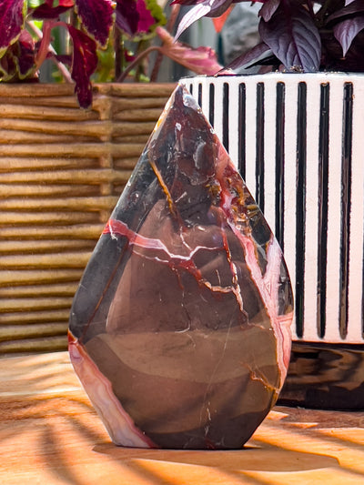 MEXICAN AGATE FREEFORM Revive In Style Vintage Furniture Painted Refinished Redesign Beautiful One of a Kind Artistic Antique Unique Home Decor Interior Design French Country Shabby Chic Cottage Farmhouse Grandmillenial Coastal Chalk Paint Metallic Glam Eclectic Quality Dovetailed Rustic Furniture Painter Pinterest Bedroom Living Room Entryway Kitchen Home Trends House Styles Decorating ideas