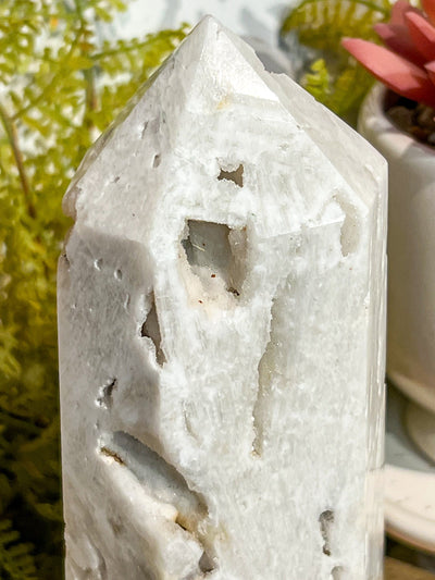 WHITE MEXICAN AGATE TOWER WITH DRUZY Revive In Style Vintage Furniture Painted Refinished Redesign Beautiful One of a Kind Artistic Antique Unique Home Decor Interior Design French Country Shabby Chic Cottage Farmhouse Grandmillenial Coastal Chalk Paint Metallic Glam Eclectic Quality Dovetailed Rustic Furniture Painter Pinterest Bedroom Living Room Entryway Kitchen Home Trends House Styles Decorating ideas